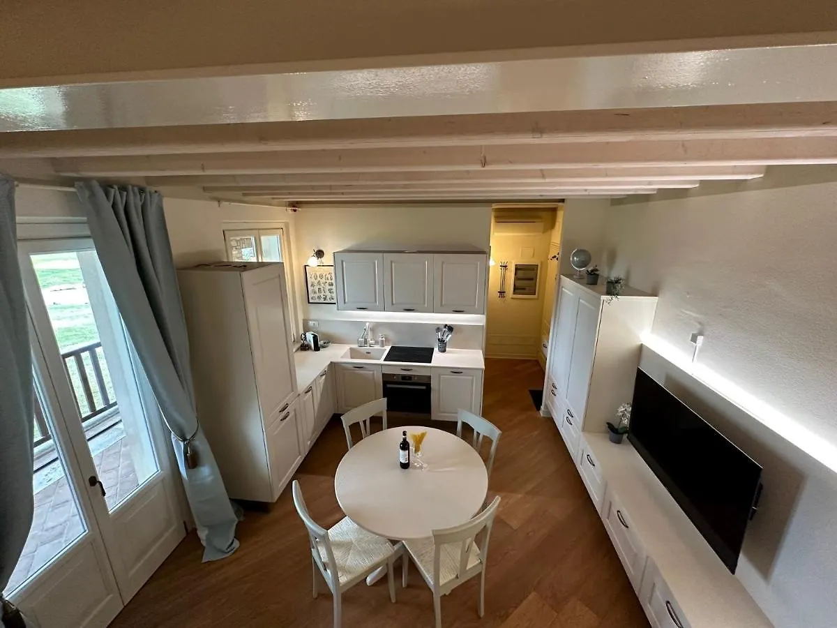 Green Living Apartment Pozzolengo Italy
